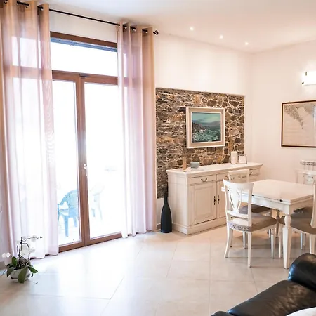 Casa Rosa * La Spezia