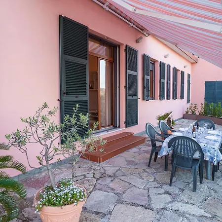 Casa Rosa Daire La Spezia