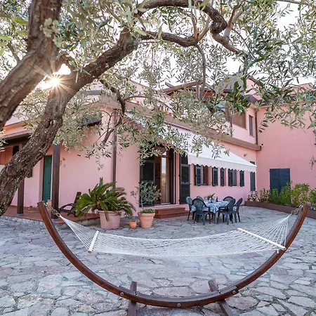 Casa Rosa Daire La Spezia